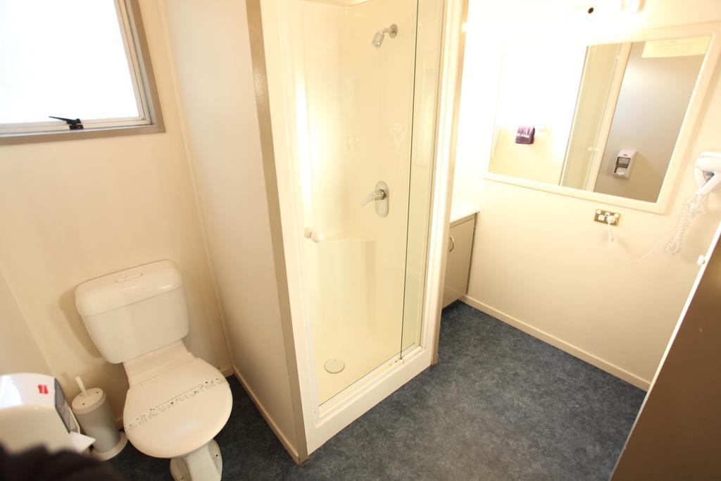 Townhouse Motel Тимару Екстериор снимка