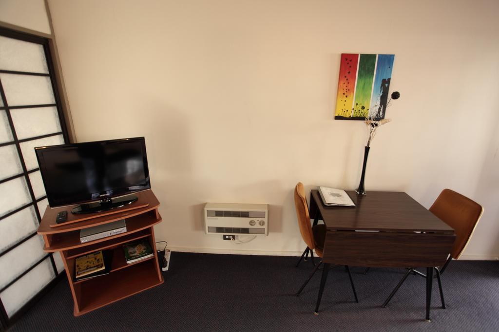 Townhouse Motel Тимару Екстериор снимка