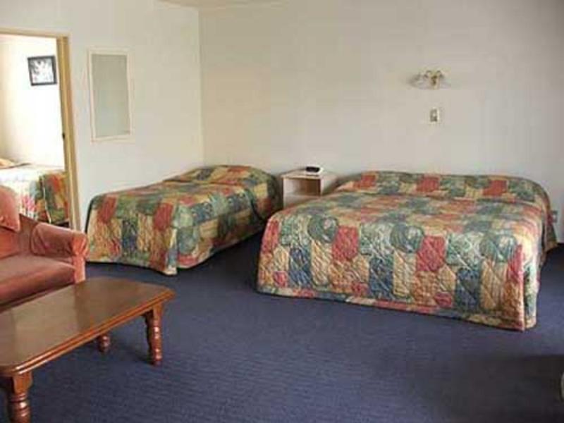 Townhouse Motel Тимару Екстериор снимка