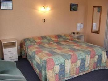 Townhouse Motel Тимару Екстериор снимка